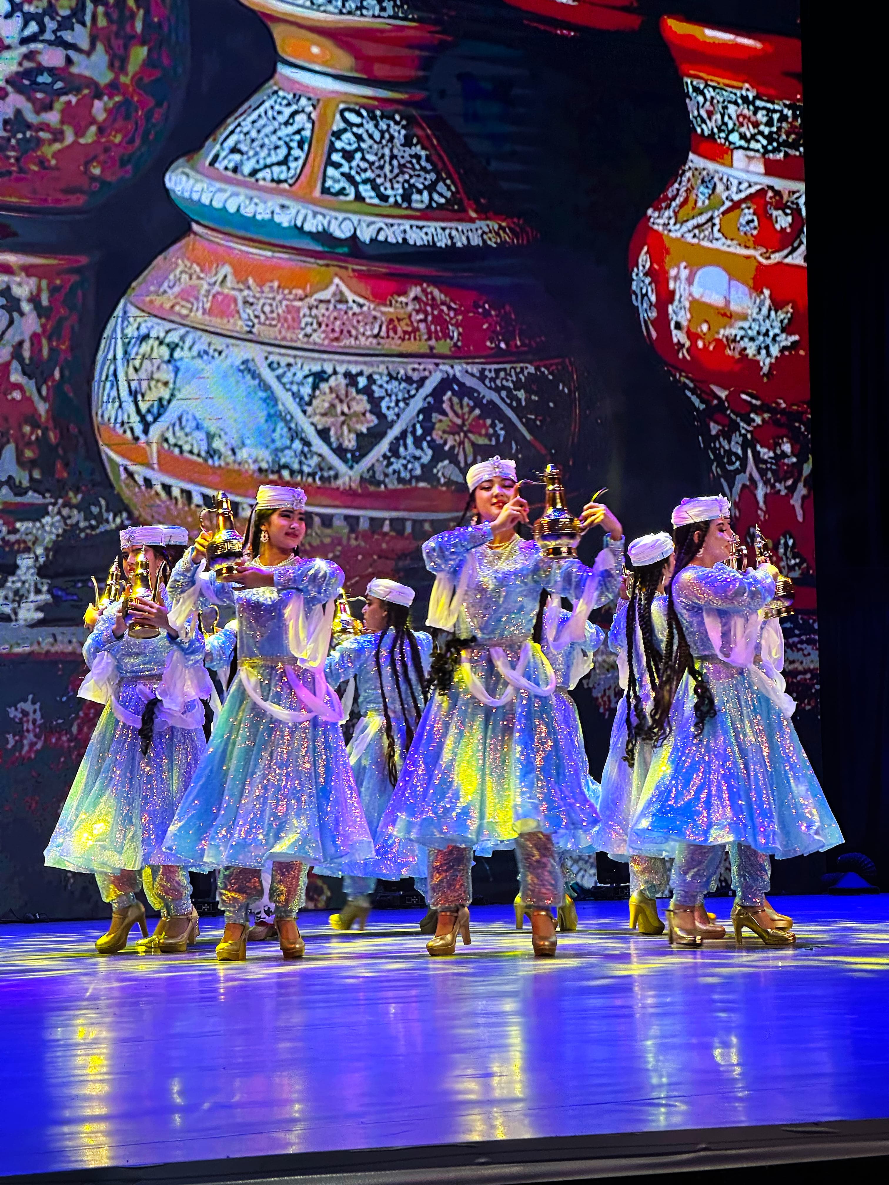 Konsert sahna yoritgichlari